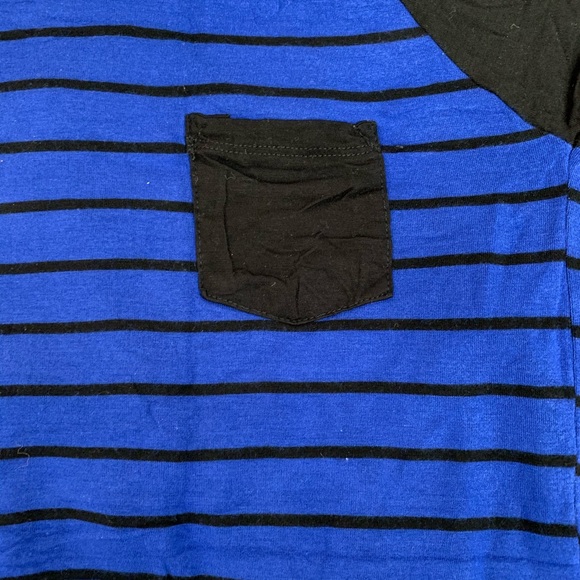 Top - Picture 2 of 3